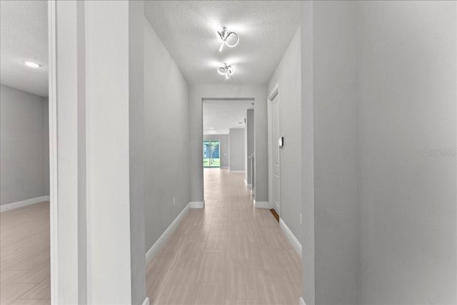 19105 PLANETREE STREET, Orlando, FL 32827