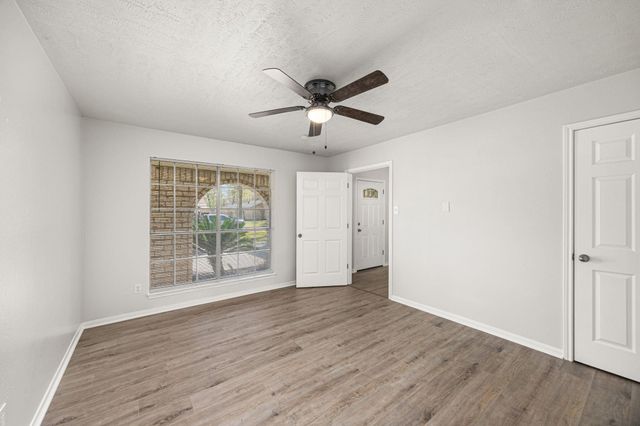 2907 Boulder Creek Drive, Houston, TX 77339