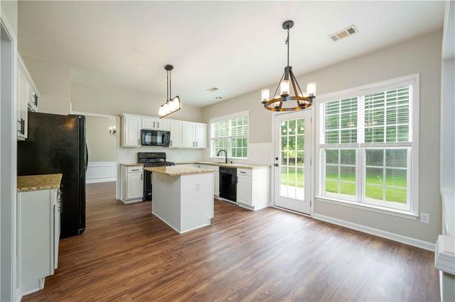 8405 Friarbridge Drive, Suwanee, GA 30024