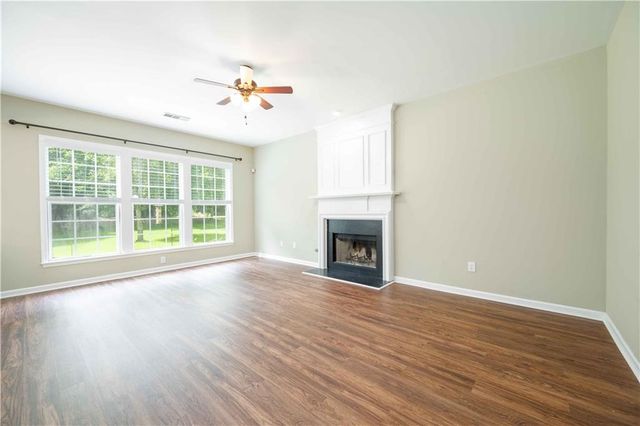 8405 Friarbridge Drive, Suwanee, GA 30024