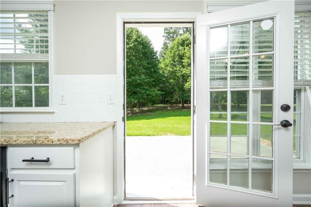 8405 Friarbridge Drive, Suwanee, GA 30024