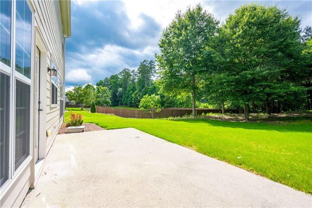 8405 Friarbridge Drive, Suwanee, GA 30024