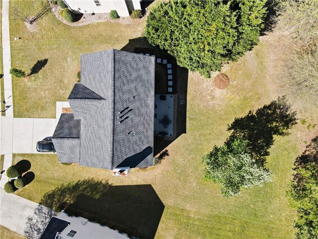 8405 Friarbridge Drive, Suwanee, GA 30024