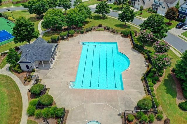 8405 Friarbridge Drive, Suwanee, GA 30024