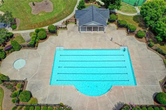 8405 Friarbridge Drive, Suwanee, GA 30024