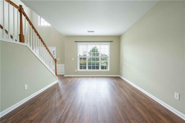 8405 Friarbridge Drive, Suwanee, GA 30024