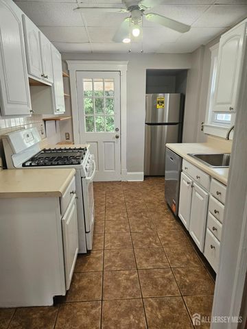 327 Berry Street, Woodbridge Proper, NJ 07095