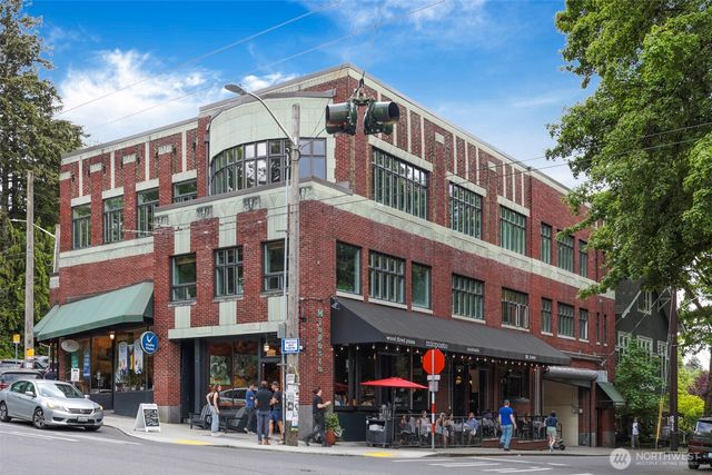 2024 31st Avenue S, Seattle, WA 98144