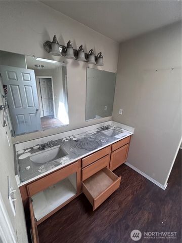 7304 35th Place NE, Marysville, WA 98270