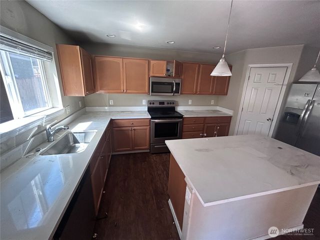7304 35th Place NE, Marysville, WA 98270