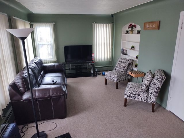 20998 Westhaven Avenue, Southfield, MI 48075