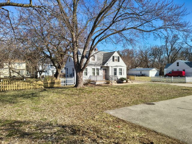 20998 Westhaven Avenue, Southfield, MI 48075