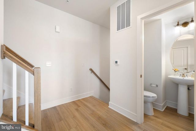 20775 LAMLASH TER, Ashburn, VA 20147