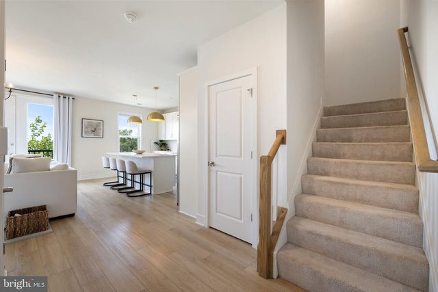 20775 LAMLASH TER, Ashburn, VA 20147