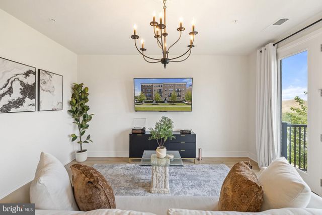 20775 LAMLASH TER, Ashburn, VA 20147