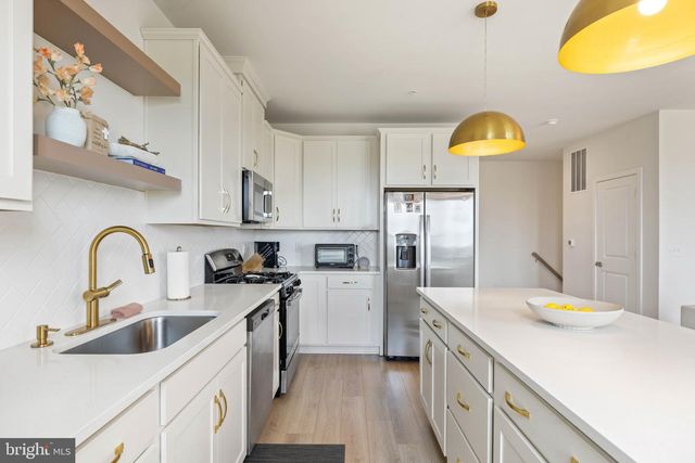 20775 LAMLASH TER, Ashburn, VA 20147