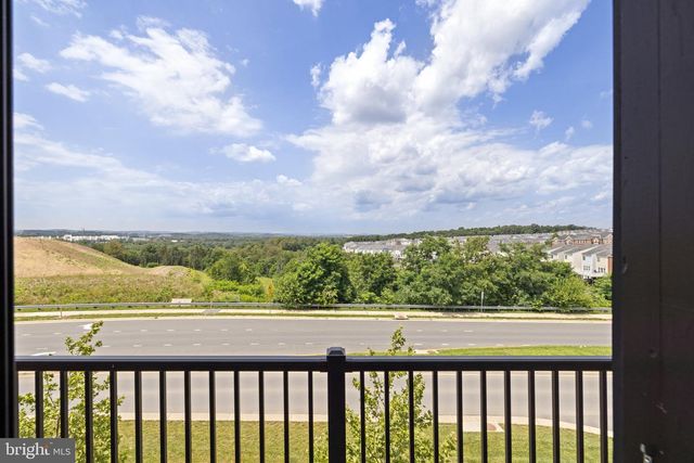 20775 LAMLASH TER, Ashburn, VA 20147