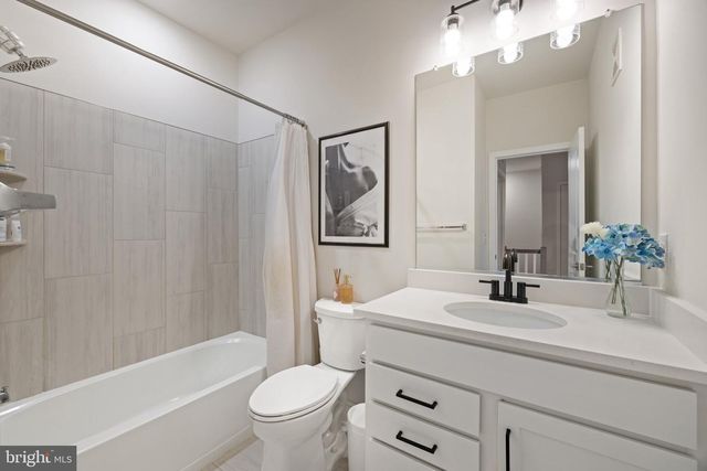 20775 LAMLASH TER, Ashburn, VA 20147