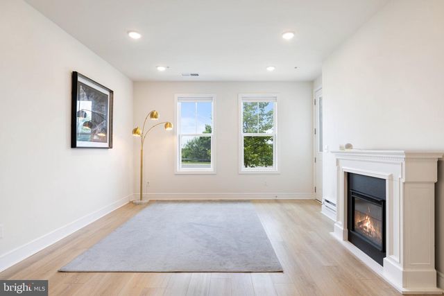 20775 LAMLASH TER, Ashburn, VA 20147