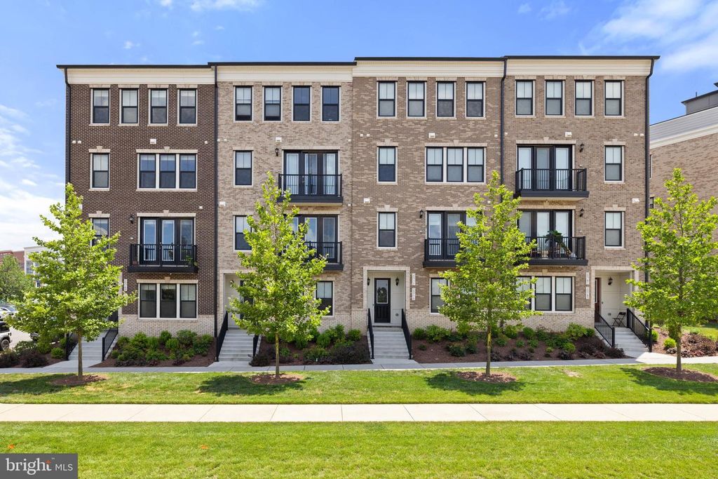 20775 LAMLASH TER, Ashburn, VA 20147