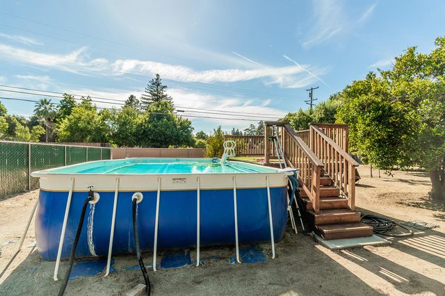 930 S Park Cir Drive, Fresno, CA 93727