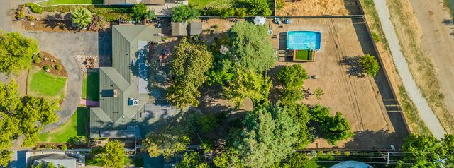 930 S Park Cir Drive, Fresno, CA 93727