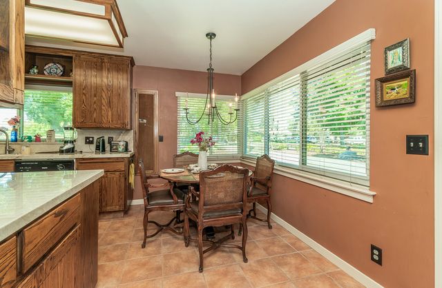 930 S Park Cir Drive, Fresno, CA 93727