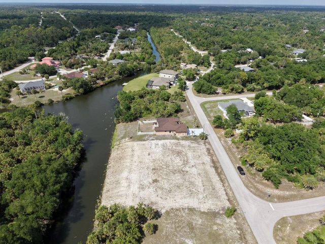 553 PEMBROKE DRIVE, Port Charlotte, FL 33954