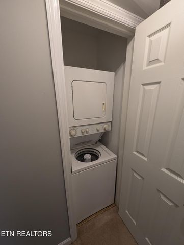 915 Miles Court, Knoxville, TN 37923