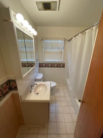 2008 Goldenrod Lane, Arlington, TX 76013