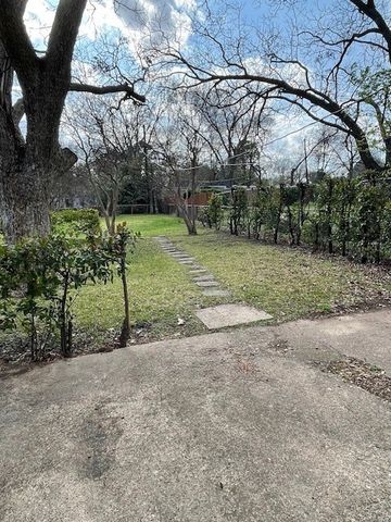 2008 Goldenrod Lane, Arlington, TX 76013