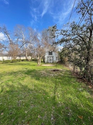 2008 Goldenrod Lane, Arlington, TX 76013