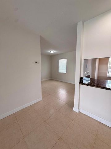 875 NW 13th Street 405, Boca Raton, FL 33486