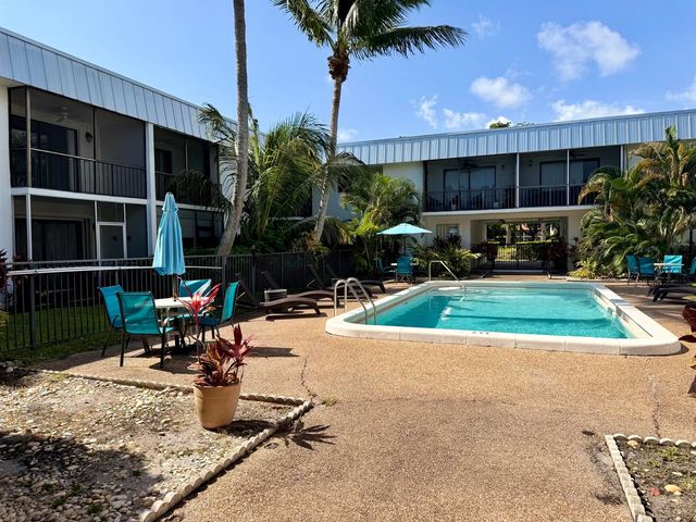 875 NW 13th Street 405, Boca Raton, FL 33486
