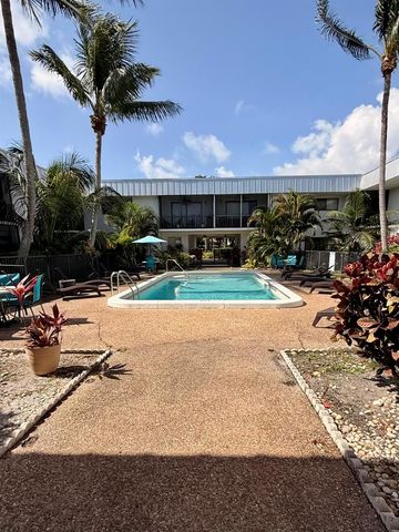 875 NW 13th Street 405, Boca Raton, FL 33486