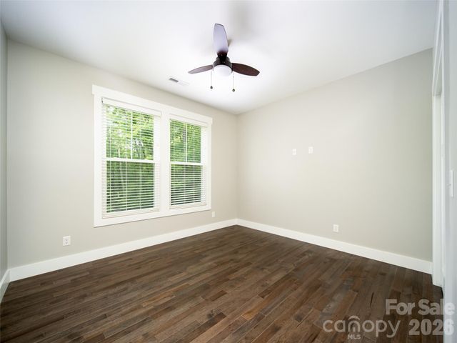 208 Robinson Hollow Drive, Candler, NC 28715