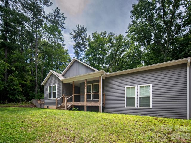 208 Robinson Hollow Drive, Candler, NC 28715