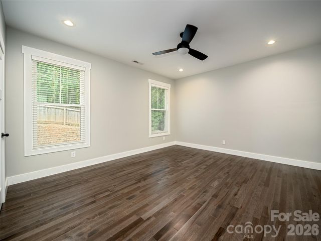 208 Robinson Hollow Drive, Candler, NC 28715