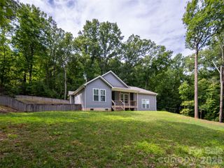 208 Robinson Hollow Drive, Candler, NC 28715