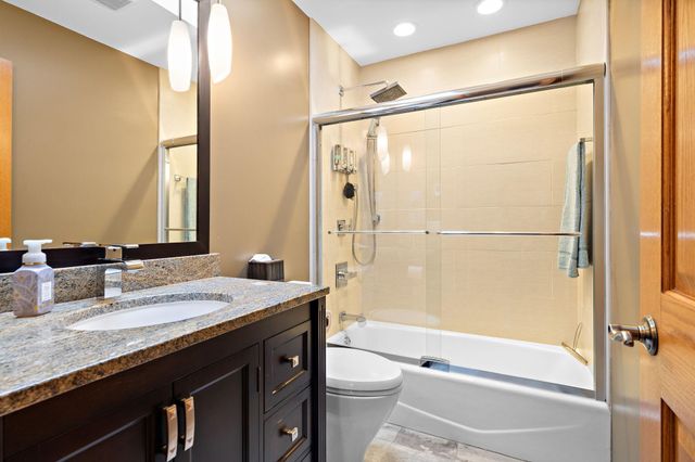 6236 Nathan Lane N, Maple Grove, MN 55369