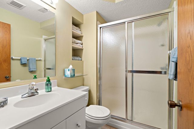 6236 Nathan Lane N, Maple Grove, MN 55369