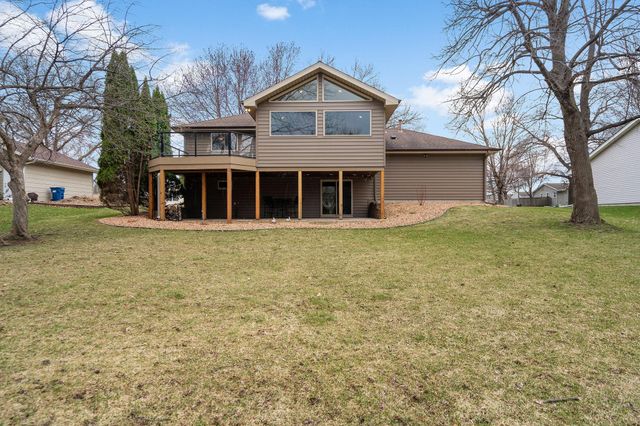6236 Nathan Lane N, Maple Grove, MN 55369