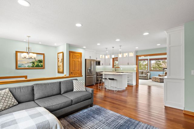 6236 Nathan Lane N, Maple Grove, MN 55369