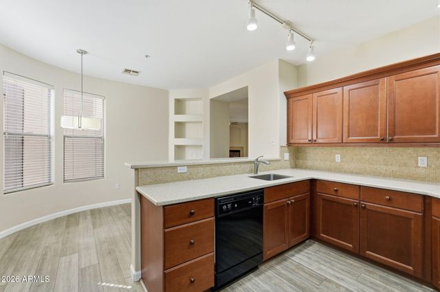 19475 N GRAYHAWK Drive 1099, Scottsdale, AZ 85255