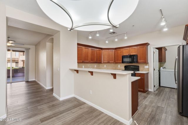 19475 N GRAYHAWK Drive 1099, Scottsdale, AZ 85255