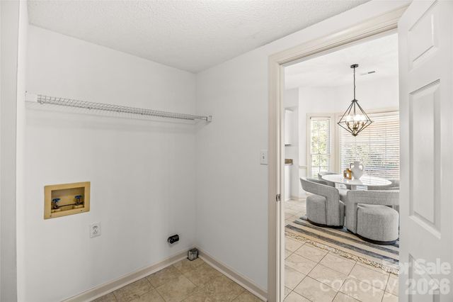 6610 Lyndonville Drive 17, Charlotte, NC 28277