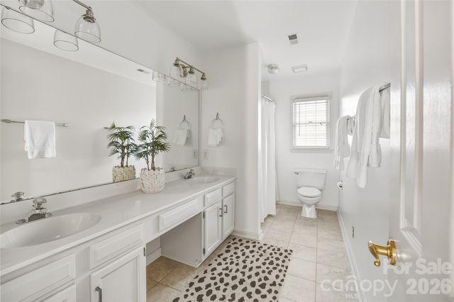 6610 Lyndonville Drive 17, Charlotte, NC 28277