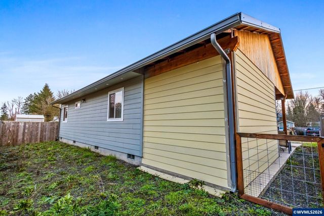 1907 Willow St, Sweet Home, OR 97386