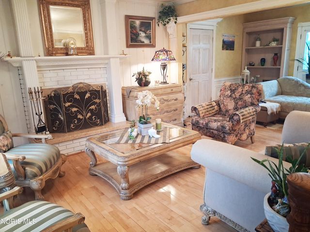 10112 Maumee Western Road, Monclova, OH 43542