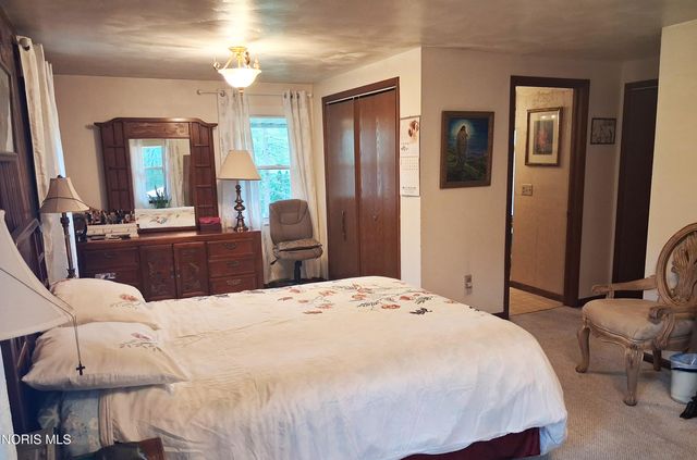 10112 Maumee Western Road, Monclova, OH 43542